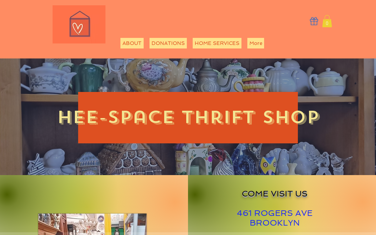 Hee-Space Thrift Shop website preview