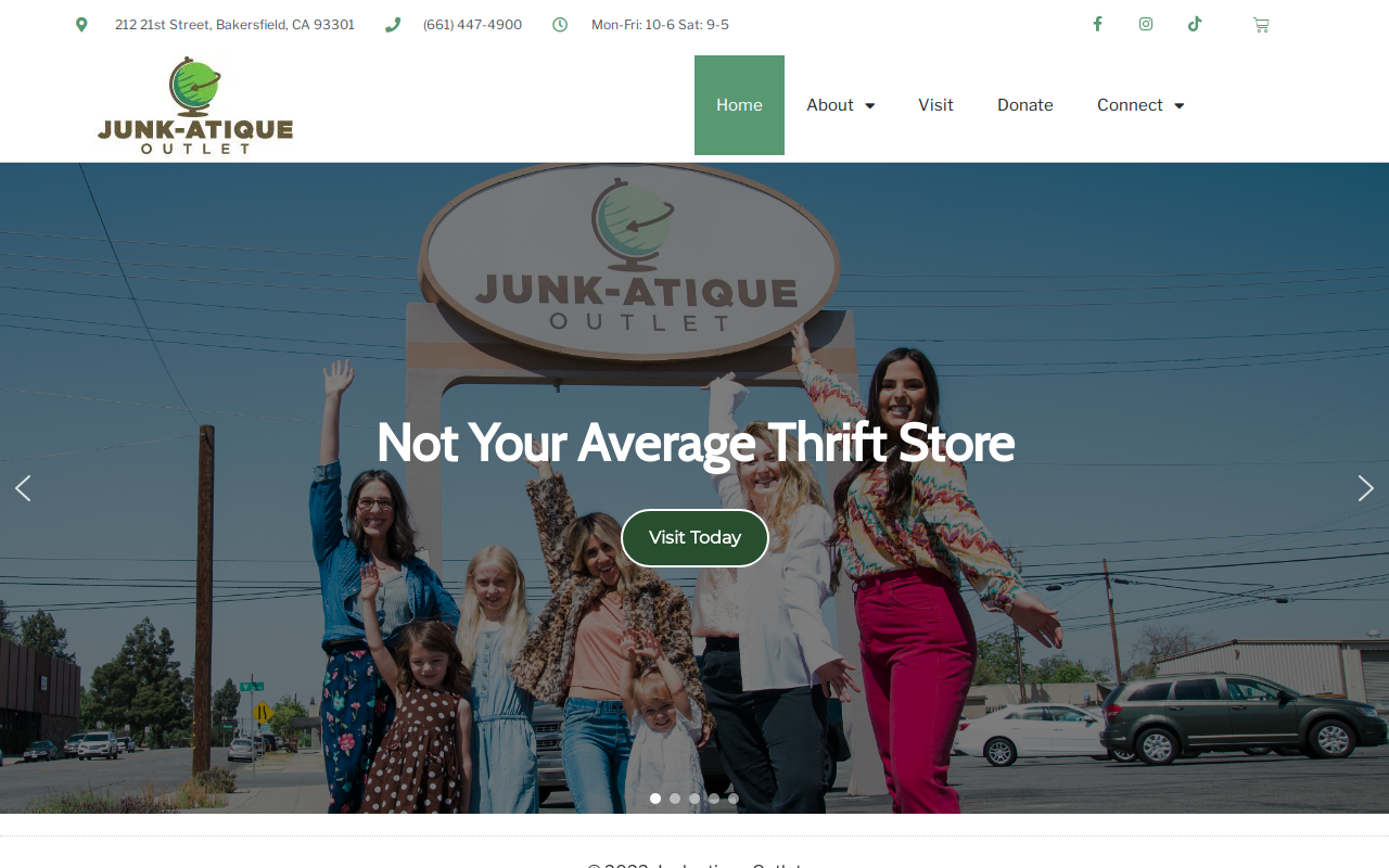 Junk-Atique Outlet Thrift Store website preview