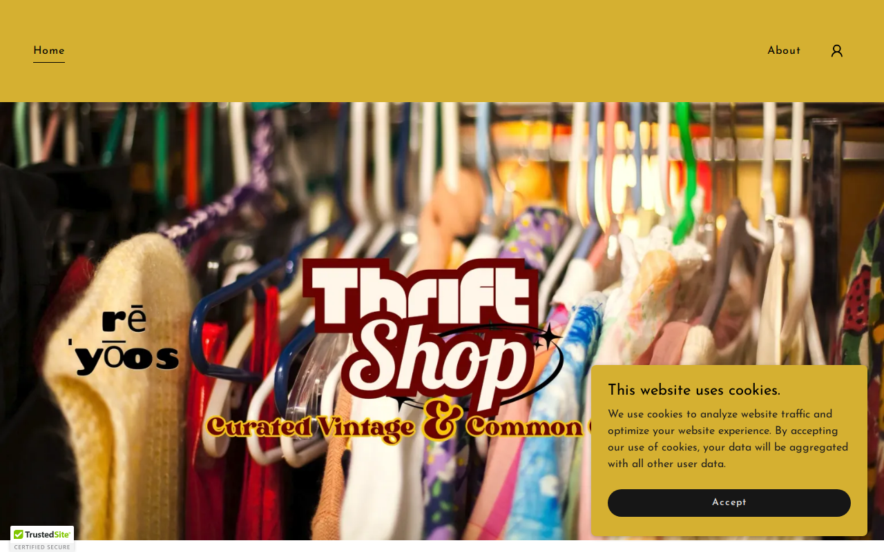 Reyoos Thrift Shop website preview