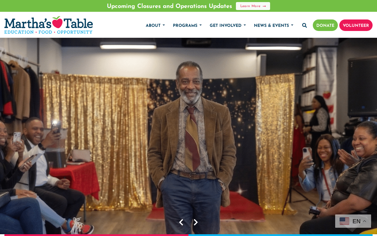 Martha's Outfitters Community Thrift Store website preview